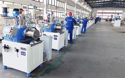 Helmesveski kasutamine tahkes elektrolüüdis.